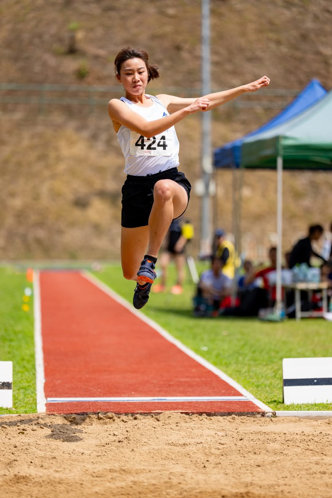 SHING Cho Yan's long jump 