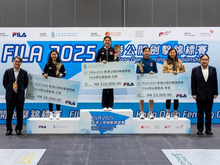 Leung Lok Man Laren (2nd right) won a bronze medal in the Women's Sabre events at the 2025 Hong Kong Open Fencing Championships.