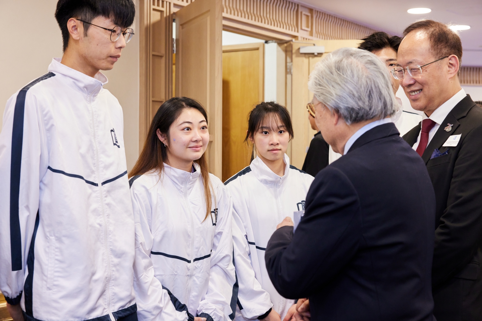 Dr. Timothy Fok and HKBU elite student-athletes