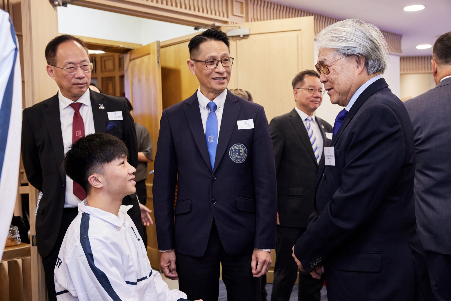 Dr. Timothy Fok and student Yu Chun Yin